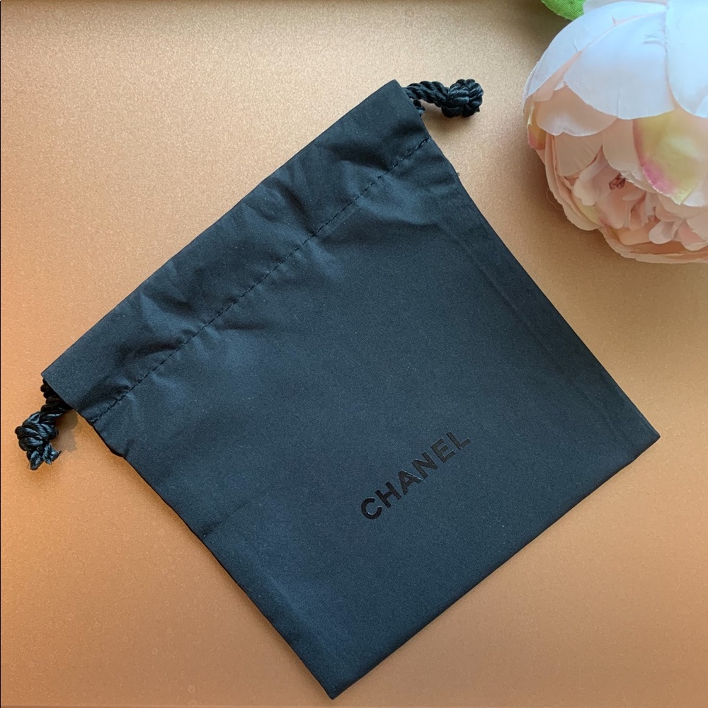 CHANEL Cosmetic Drawstring Bag